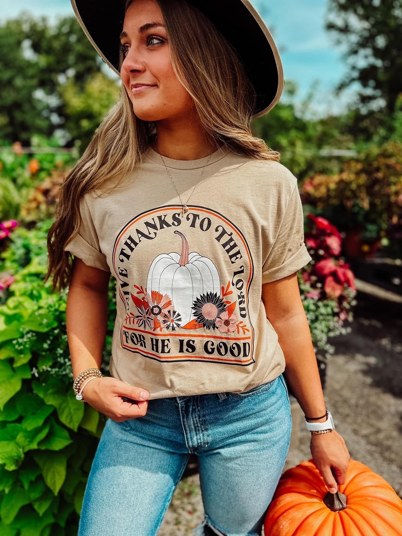 Give Thanks to the Lord Graphic Tee